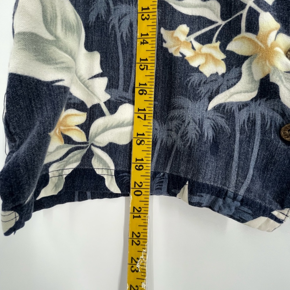 Island Trader Button Down Hawaiian Floral Print T… - image 4